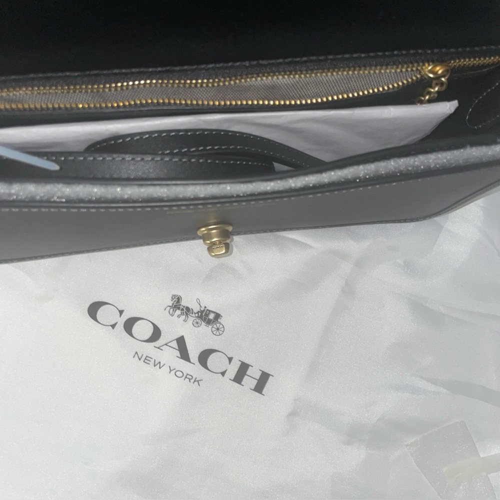 Authentic NWT Women Coach Dinky Bag in Black and Brass hardware - Picture 9 of 10